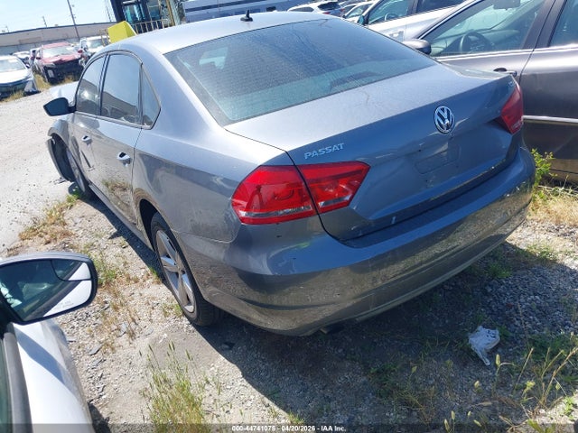 2015 VOLKSWAGEN PASSAT 1VWAT7A3XFC008169 Photo 2