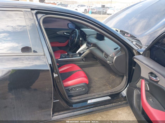 44741083 :رقم المزاد ، 19UUB6F52MA010922 vin ، 2021 Acura Tlx A-spec Package مزاد بيع
