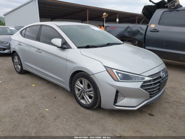 2019 HYUNDAI ELANTRA 5NPD84LF3KH494491