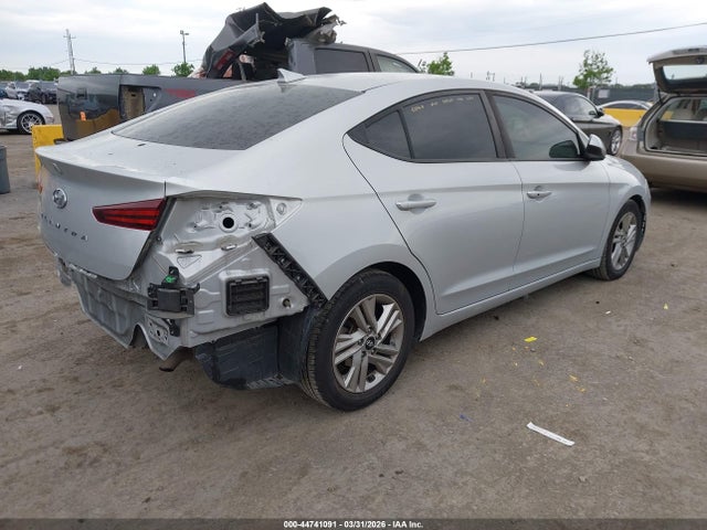 2019 HYUNDAI ELANTRA 5NPD84LF3KH494491 Photo 3