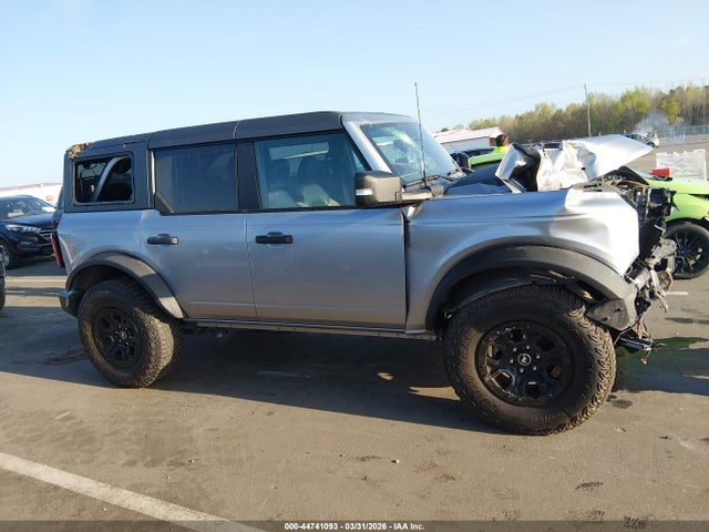Ford Bronco Wildtrak 2024 1FMEE2BP0RLB44720 Image 13