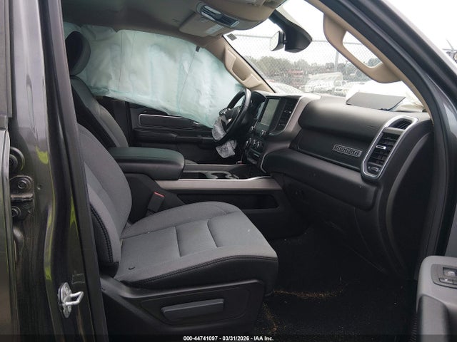 2019 Ram 1500 Big Horn/lone Star  4x4 5'7 Box მანქანა იყიდება აუქციონზე, vin: 1C6RRFFG8KN797566, აუქციონის ნომერი: 44741097