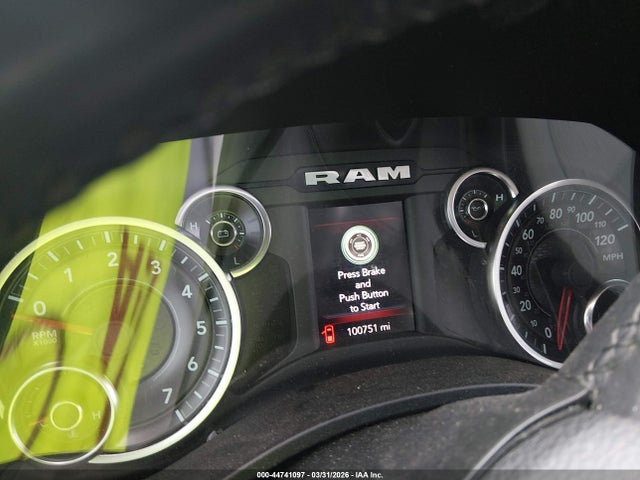 2019 Ram 1500 Big Horn/lone Star  4x4 5'7 Box მანქანა იყიდება აუქციონზე, vin: 1C6RRFFG8KN797566, აუქციონის ნომერი: 44741097