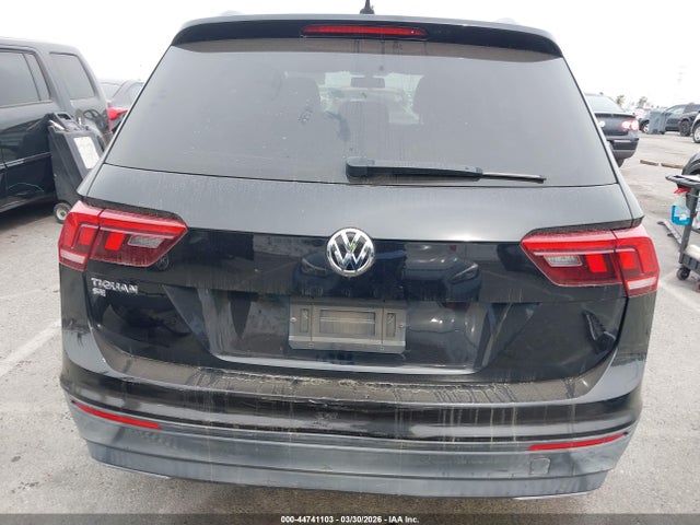 44741103 :رقم المزاد ، 3VV3B7AX6KM071703 vin ، 2019 Volkswagen Tiguan 2.0t Se/2.0t Sel/2.0t Sel R-line/2.0t Sel R-line Black مزاد بيع