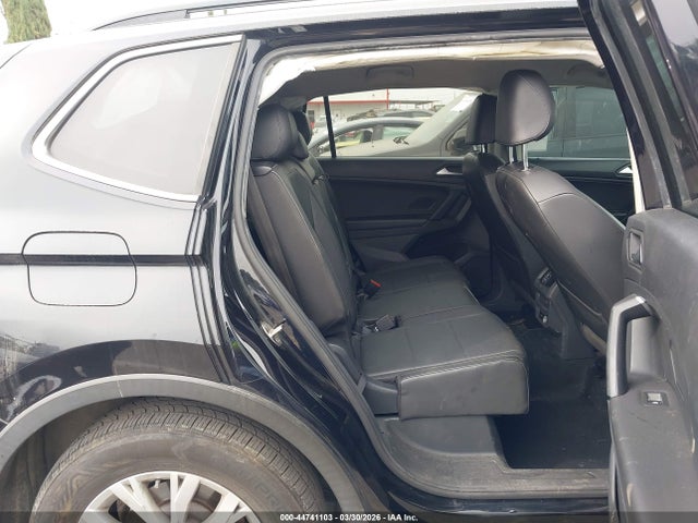 44741103 :رقم المزاد ، 3VV3B7AX6KM071703 vin ، 2019 Volkswagen Tiguan 2.0t Se/2.0t Sel/2.0t Sel R-line/2.0t Sel R-line Black مزاد بيع