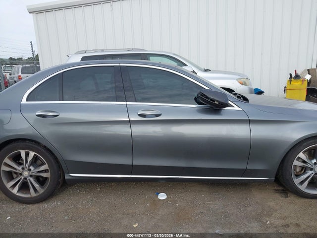 55SWF4JB1HU181332 Mercedes-Benz C 300