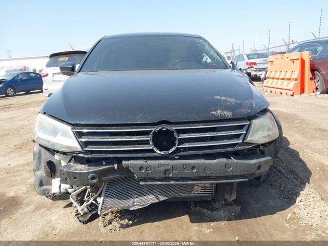44741117 :رقم المزاد ، 3VWD17AJ2GM403013 vin ، 2016 Volkswagen Jetta 1.8t Sport مزاد بيع