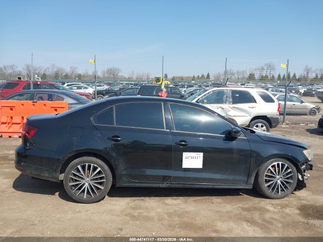 44741117 :رقم المزاد ، 3VWD17AJ2GM403013 vin ، 2016 Volkswagen Jetta 1.8t Sport مزاد بيع