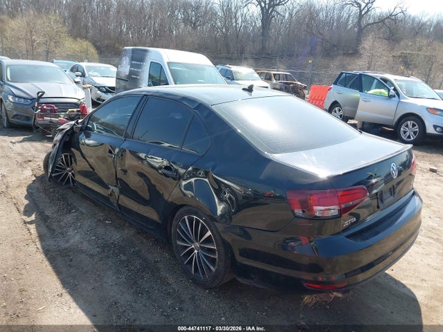 44741117 :رقم المزاد ، 3VWD17AJ2GM403013 vin ، 2016 Volkswagen Jetta 1.8t Sport مزاد بيع