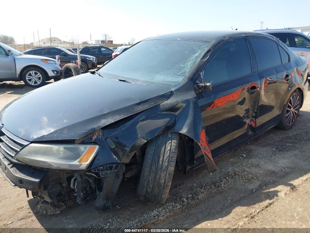 44741117 :رقم المزاد ، 3VWD17AJ2GM403013 vin ، 2016 Volkswagen Jetta 1.8t Sport مزاد بيع