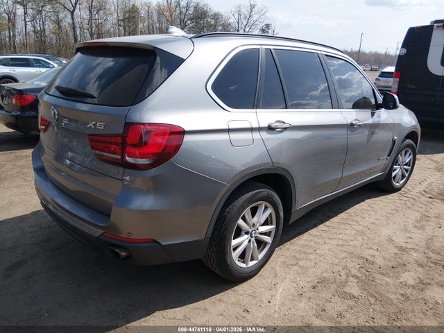 2014 BMW X5 5UXKR0C57E0K51450 Photo 3