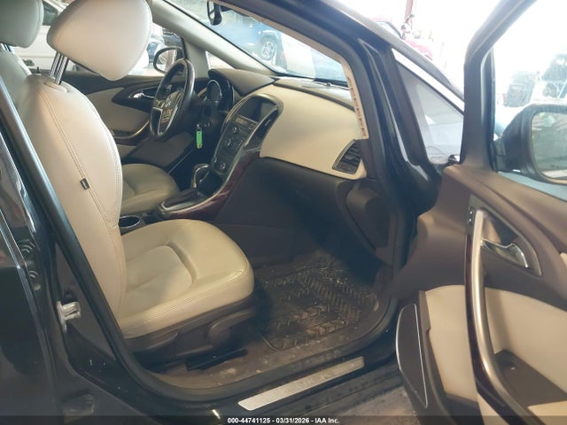 44741125 :رقم المزاد ، 1G4PR5SK6D4115373 vin ، 2013 Buick Verano Convenience Group مزاد بيع