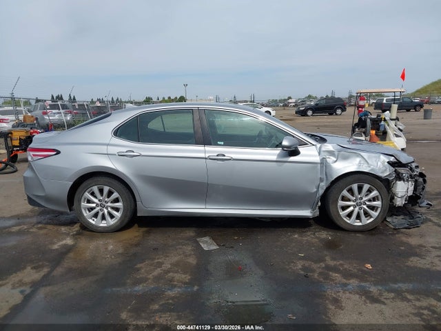 Toyota CAMRY LE 2020 4T1L11AK3LU501764 Image 14