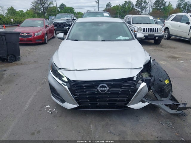 44741130 :رقم المزاد ، 1N4BL4DVXPN329627 vin ، 2023 Nissan Altima Sv Fwd مزاد بيع