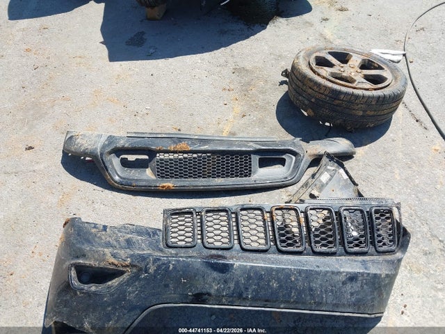 Продаж на аукціоні авто 2019 Jeep Grand Cherokee Upland 4x4, vin: 1C4RJFAG4KC565792, номер лоту: 44741153