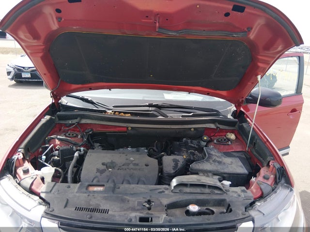 JA4AZ2A31HZ002243 Mitsubishi Outlander Es