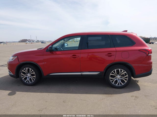 JA4AZ2A31HZ002243 Mitsubishi Outlander Es
