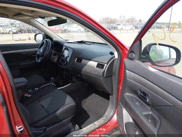 JA4AZ2A31HZ002243 Mitsubishi Outlander Es