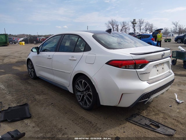 Продажа на аукционе авто 2022 Toyota Corolla Xse, vin: 5YFT4MCE5NP111611, номер лота: 44741164