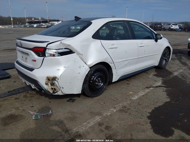 Продажа на аукционе авто 2022 Toyota Corolla Xse, vin: 5YFT4MCE5NP111611, номер лота: 44741164