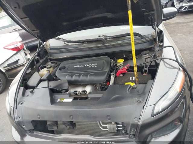 1C4PJLCB6JD588037 Jeep Cherokee Latitude Tech Connect Fwd