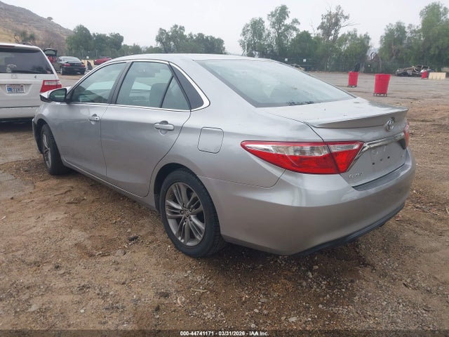 Toyota CAMRY SE 2015 4T1BF1FK3FU988975 Image 3