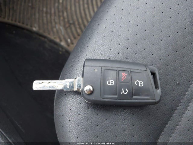 Aukcja sprzedaży 2015 Volkswagen Golf Tsi S 2-door, vin: 3VW917AU8FM061212, numer aukcji: 44741179