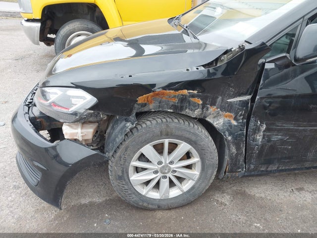Aukcja sprzedaży 2015 Volkswagen Golf Tsi S 2-door, vin: 3VW917AU8FM061212, numer aukcji: 44741179