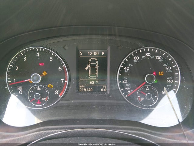 2012 Volkswagen Passat 2.5l Se მანქანა იყიდება აუქციონზე, vin: 1VWBP7A3XCC064181, აუქციონის ნომერი: 44741194