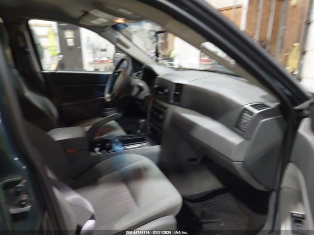2005 JEEP GRAND CHEROKEE 1J4GR48K65C629750 Photo 4