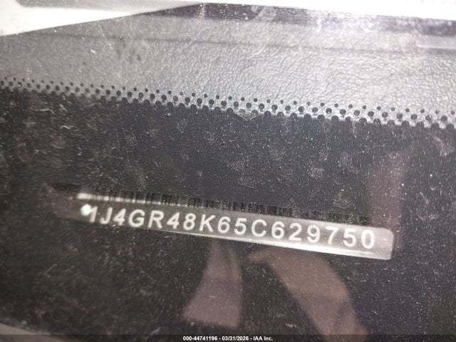 2005 JEEP GRAND CHEROKEE 1J4GR48K65C629750 Photo 8