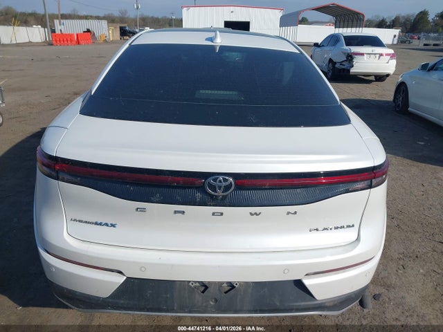 44741216 :رقم المزاد ، JTDAFAAF3P3001213 vin ، 2023 Toyota Crown Platinum مزاد بيع