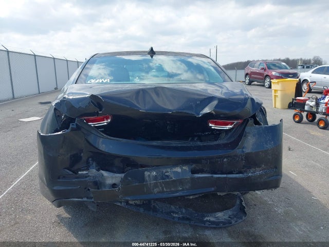 44741225 :رقم المزاد ، 1G11B5SL4FF313621 vin ، 2015 Chevrolet Malibu Ls مزاد بيع