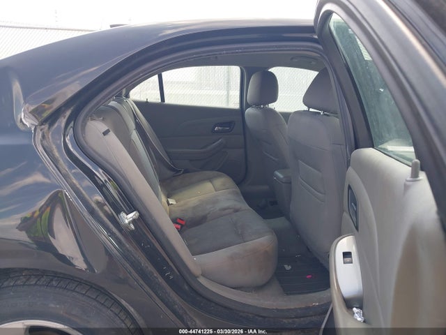 44741225 :رقم المزاد ، 1G11B5SL4FF313621 vin ، 2015 Chevrolet Malibu Ls مزاد بيع