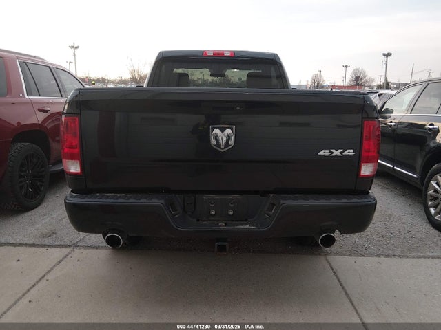Продажа на аукционе авто 2015 Ram 1500 Express, vin: 3C6JR7ATXFG616344, номер лота: 44741230