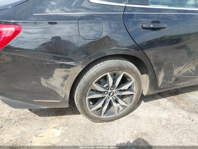 Продаж на аукціоні авто 2018 Chevrolet Malibu Lt, vin: 1G1ZD5ST7JF277350, номер лоту: 44741239