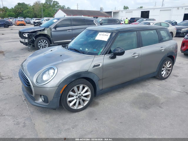 2016 MINI CLUBMAN WMWLN5C57G2E31467 Photo 1