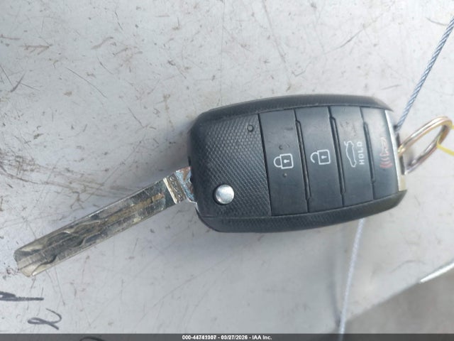 2015 Kia Optima Lx მანქანა იყიდება აუქციონზე, vin: 5XXGM4A76FG363643, აუქციონის ნომერი: 44741307