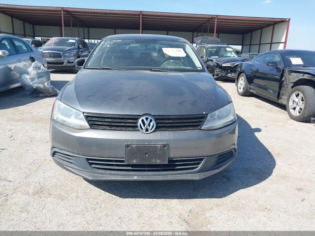 Продаж на аукціоні авто 2011 Volkswagen Jetta 2.0l S, vin: 3VW2K7AJ9BM066711, номер лоту: 44741340
