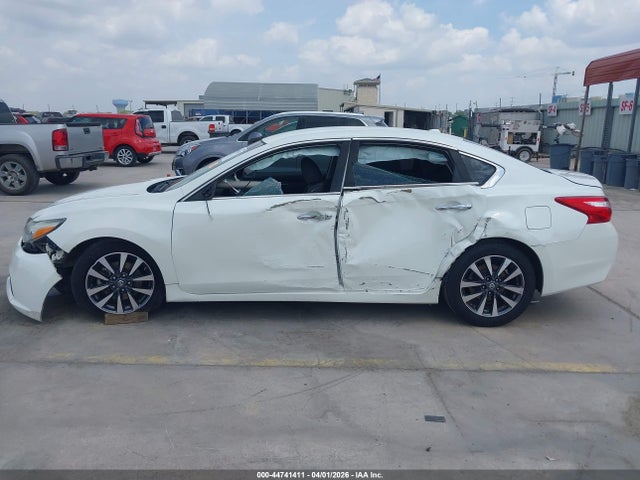 1N4AL3AP0HC113259 Nissan Altima 2.5/2.5 S/2.5 Sl/2.5 Sr/2.5 Sv
