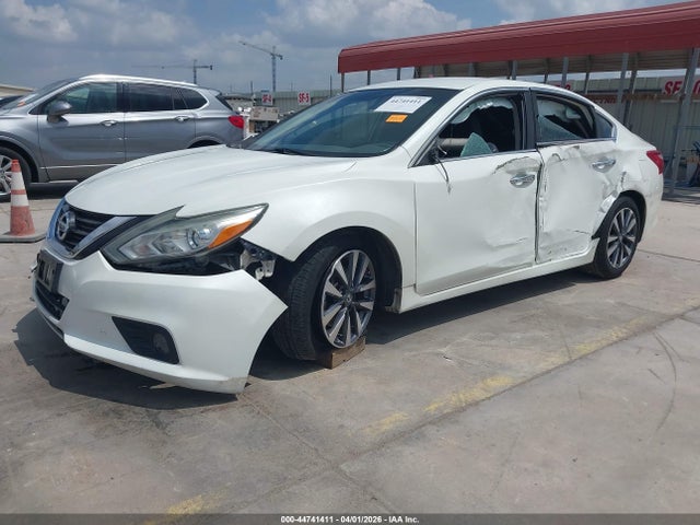 1N4AL3AP0HC113259 Nissan Altima 2.5/2.5 S/2.5 Sl/2.5 Sr/2.5 Sv