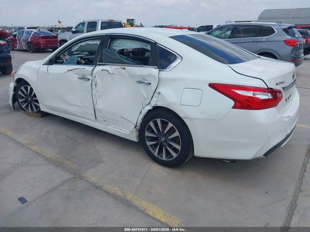 1N4AL3AP0HC113259 Nissan Altima 2.5/2.5 S/2.5 Sl/2.5 Sr/2.5 Sv