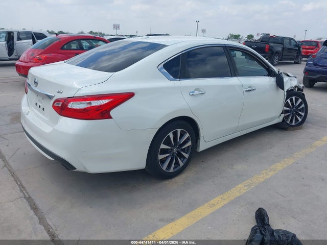 1N4AL3AP0HC113259 Nissan Altima 2.5/2.5 S/2.5 Sl/2.5 Sr/2.5 Sv