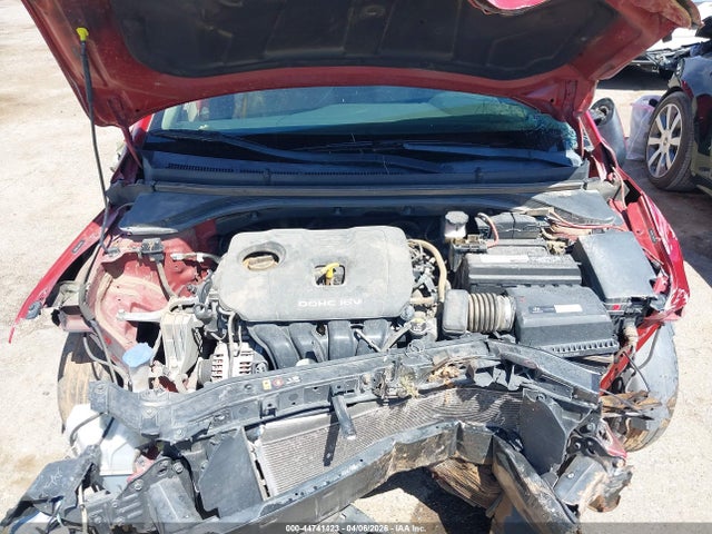 Продажа на аукционе авто 2018 Hyundai Elantra Sel, vin: 5NPD84LF3JH251116, номер лота: 44741423