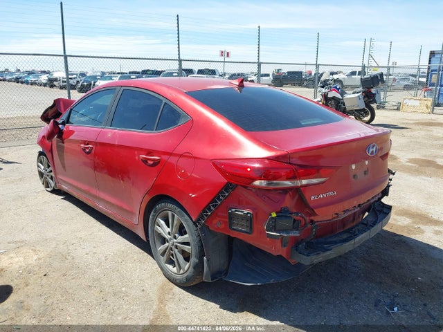 Продажа на аукционе авто 2018 Hyundai Elantra Sel, vin: 5NPD84LF3JH251116, номер лота: 44741423
