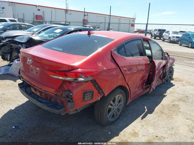 Продажа на аукционе авто 2018 Hyundai Elantra Sel, vin: 5NPD84LF3JH251116, номер лота: 44741423