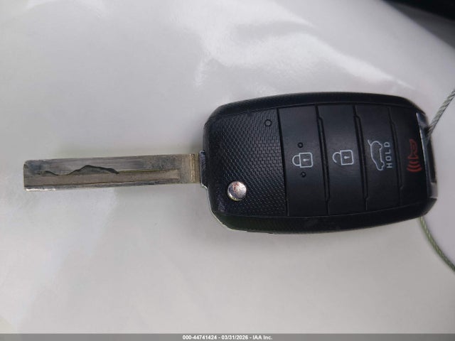 Продажа на аукционе авто 2019 Kia Sorento 2.4l L, vin: 5XYPG4A38KG536699, номер лота: 44741424