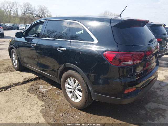Продажа на аукционе авто 2019 Kia Sorento 2.4l L, vin: 5XYPG4A38KG536699, номер лота: 44741424