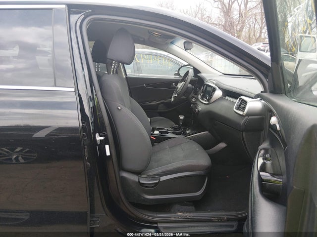 Продажа на аукционе авто 2019 Kia Sorento 2.4l L, vin: 5XYPG4A38KG536699, номер лота: 44741424