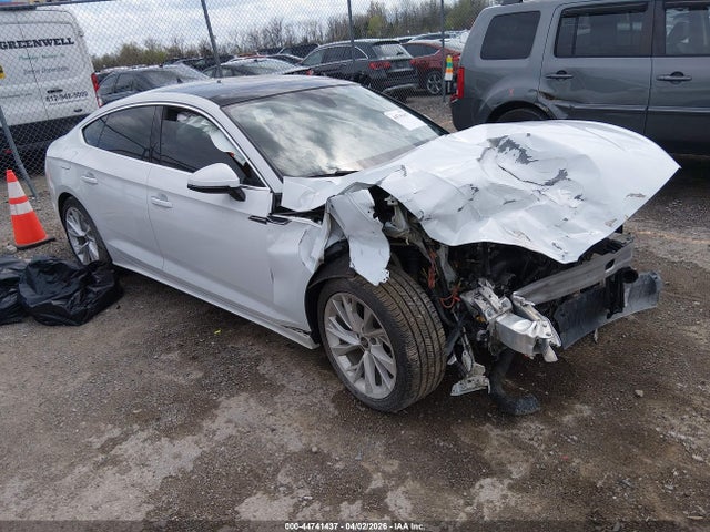 44741437 :رقم المزاد ، WAUABCF56MA040003 vin ، 2021 Audi A5 Sportback Premium 40 Tfsi Quattro S Tronic مزاد بيع